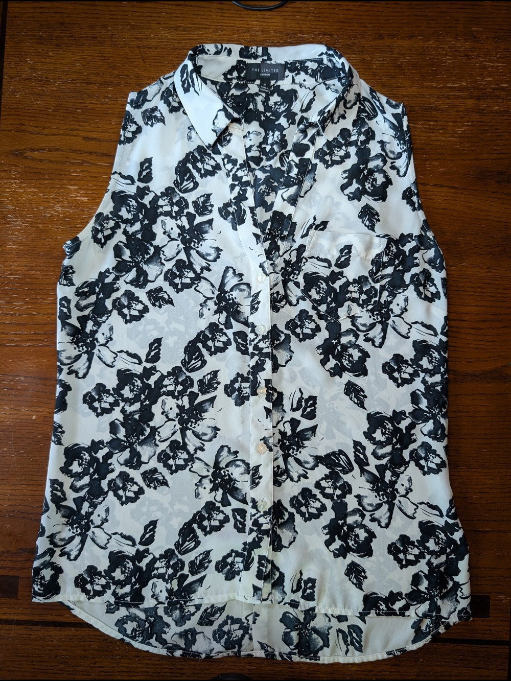 The Limited Black & White Floral Sleeveless Blouse Size M Women's